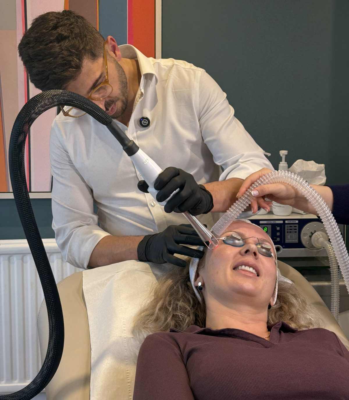 Dr Mattia Parducci concentrating during a live UltraClear treatment